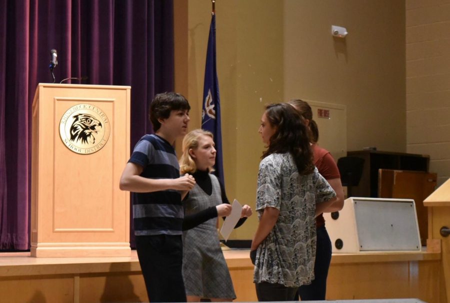 Junior Class President Jonah Carleton and Vice President Penny Paldino discuss with next years Student Council President Grace Ellis and Vice President Emily Lyons.